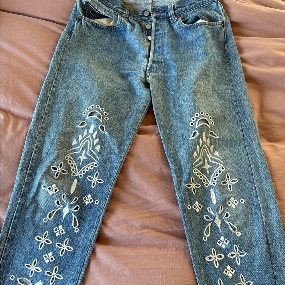 BLISS AND MISCHIEF Embroidered Straight Leg Jeans
